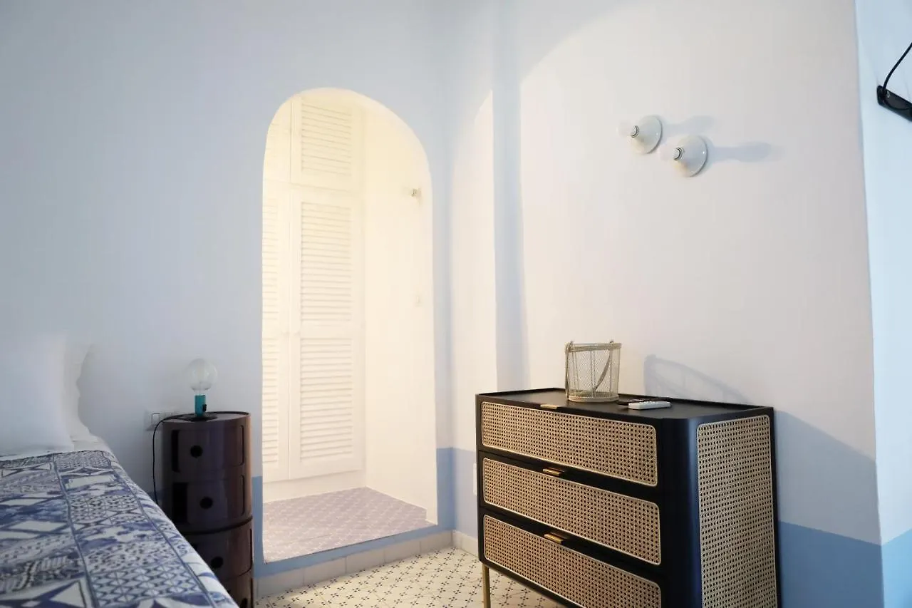 Art B&B Panarea Bed & Breakfast