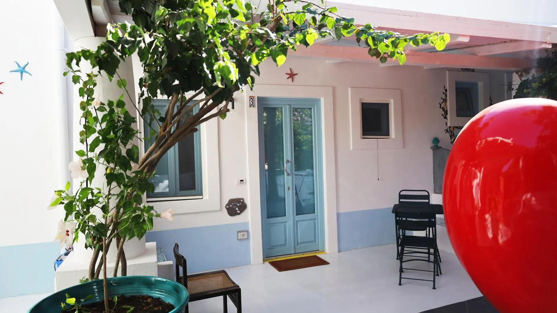 Art B&B Panarea Bed & Breakfast
