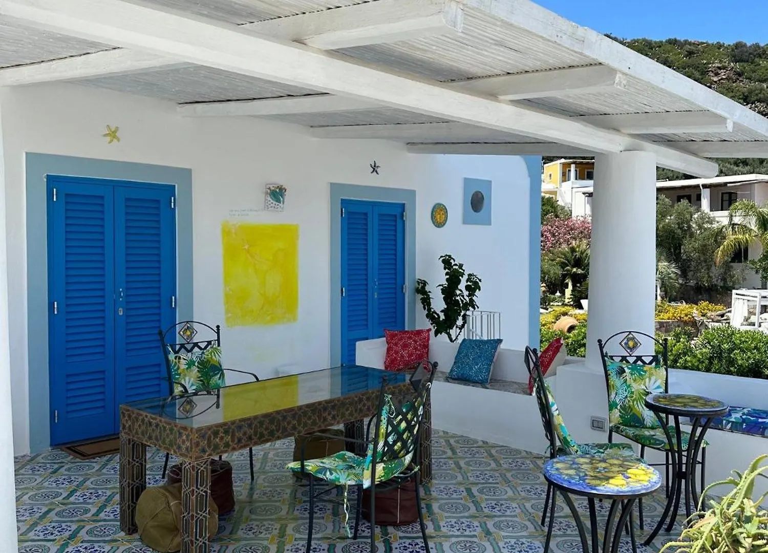 Art B&B Panarea Bed & Breakfast