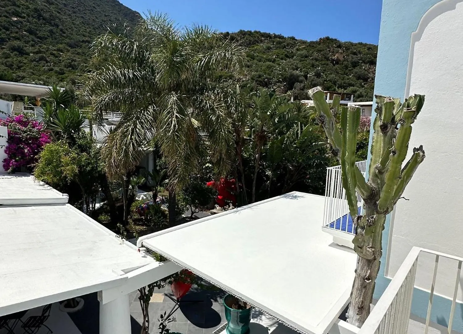 Art B&B Panarea 3*,  Italy