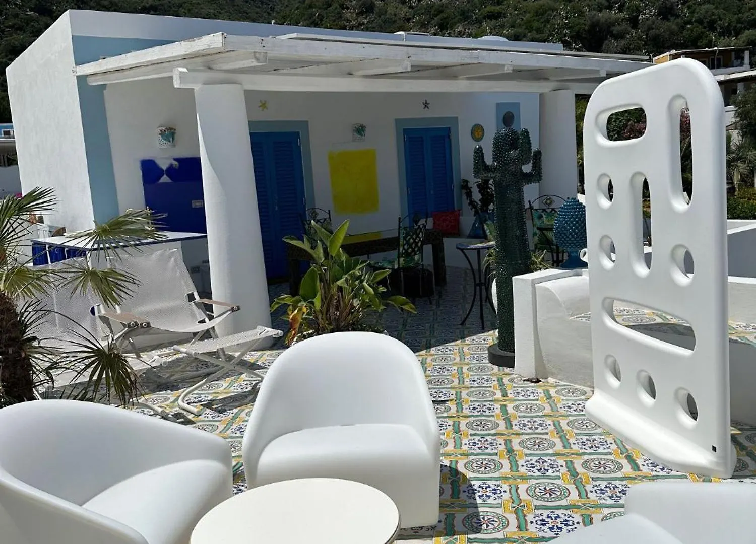 Art B&B Panarea 3*,